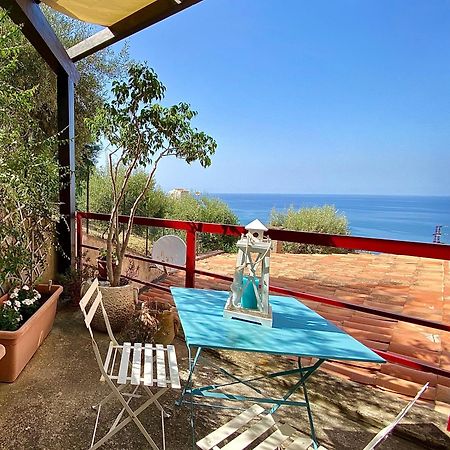 La Luce Del Faro Apartment Cefalu Bagian luar foto
