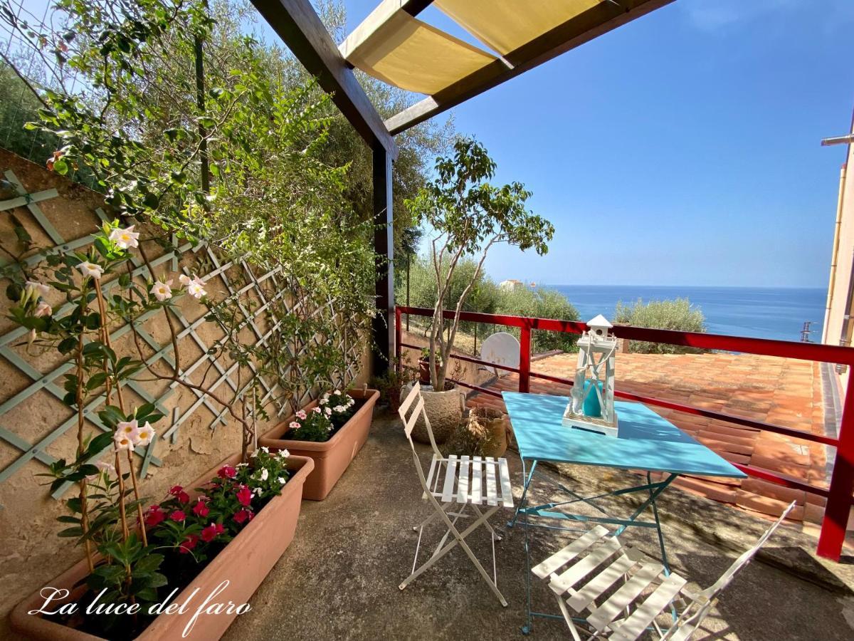 La Luce Del Faro Apartment Cefalu Bagian luar foto